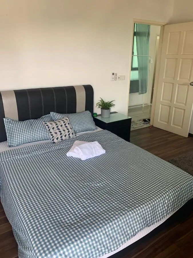 Апартаменты 4R3B Cozy, Spice Arena/Pisa View Houze B.Lepas Байан-Лепас